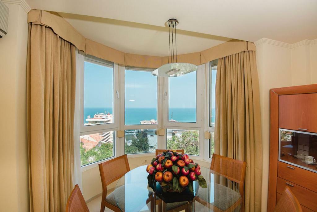 Bella Vista Luxury Apartment 托雷莫利诺斯 外观 照片